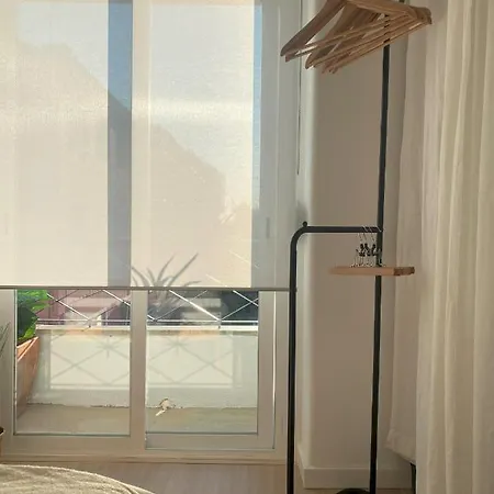 Lisbon, Renovated T2 Portas De Benfica Appartement *
