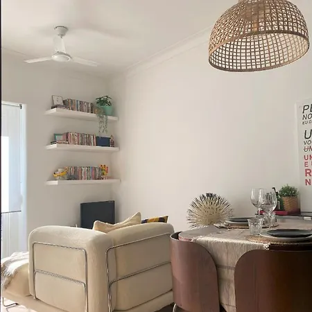Lisbon, Renovated T2 Portas De Benfica Appartement *