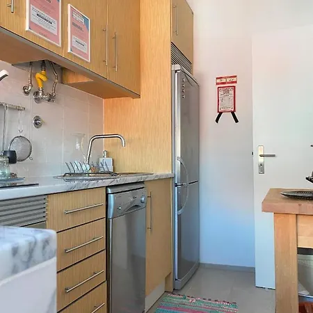 Lisbon, Renovated T2 Portas De Benfica Appartement